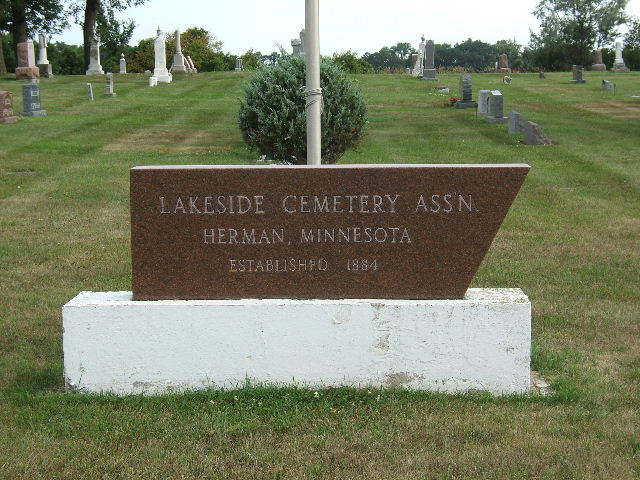 Lakeside Cemetery